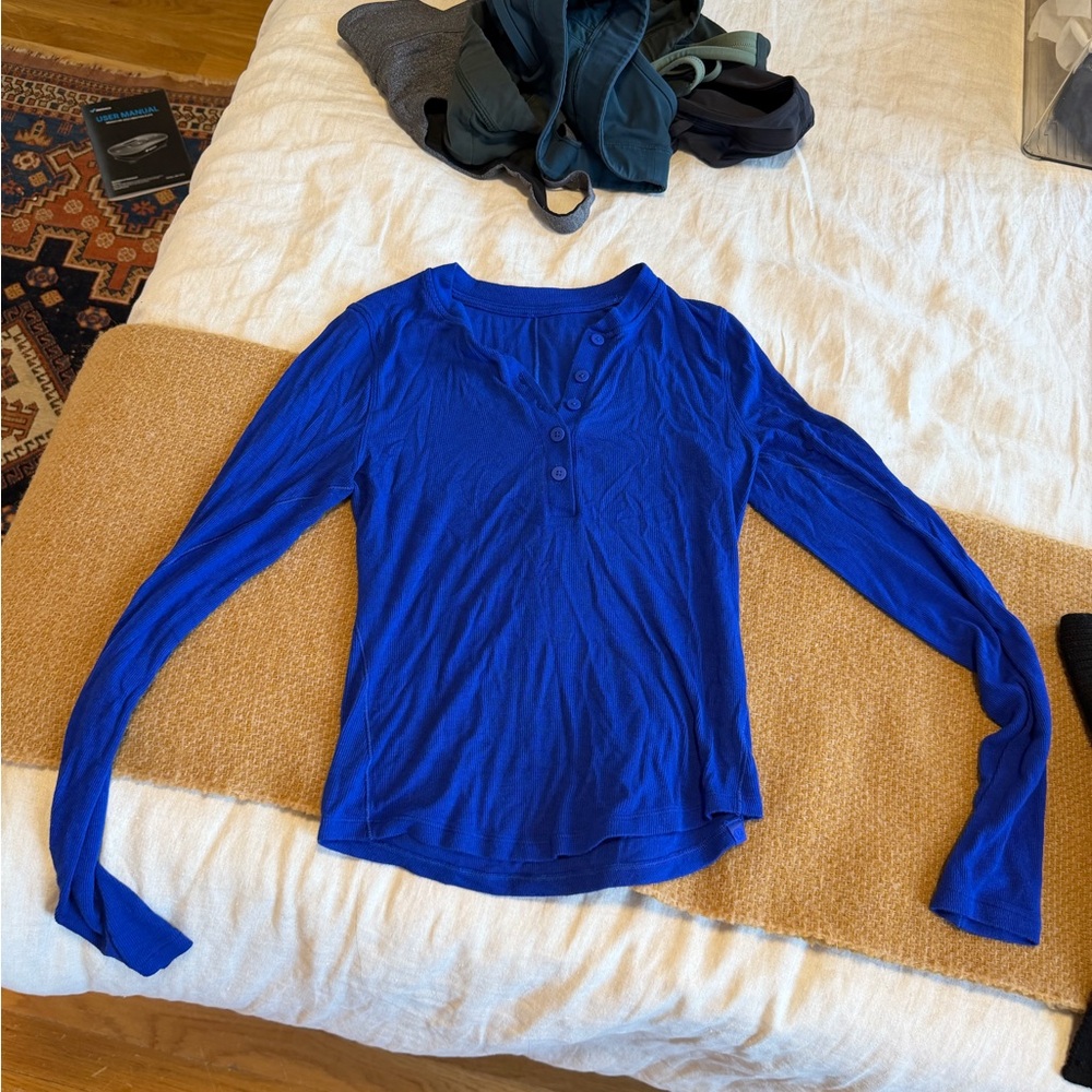lululemon athletica Royal Blue Long Sleeve Henley